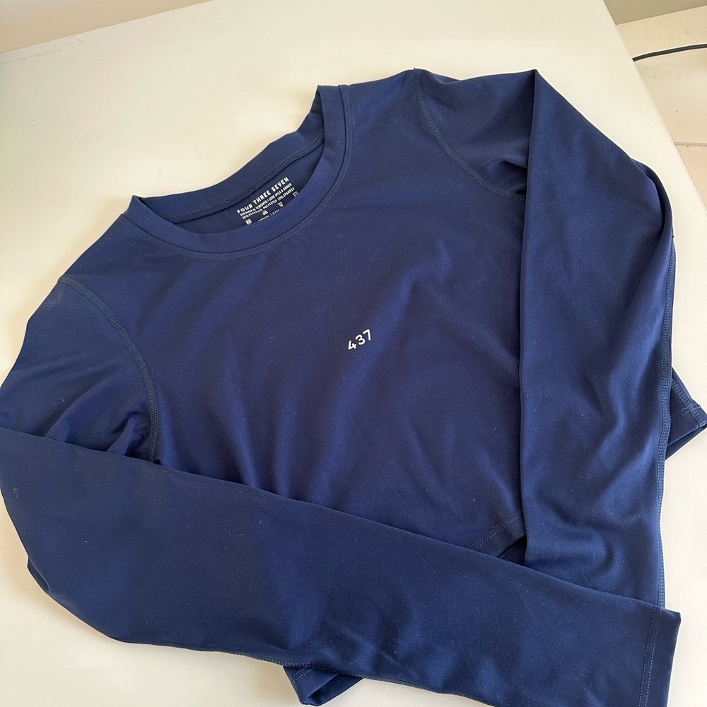 437 Warm Up Top